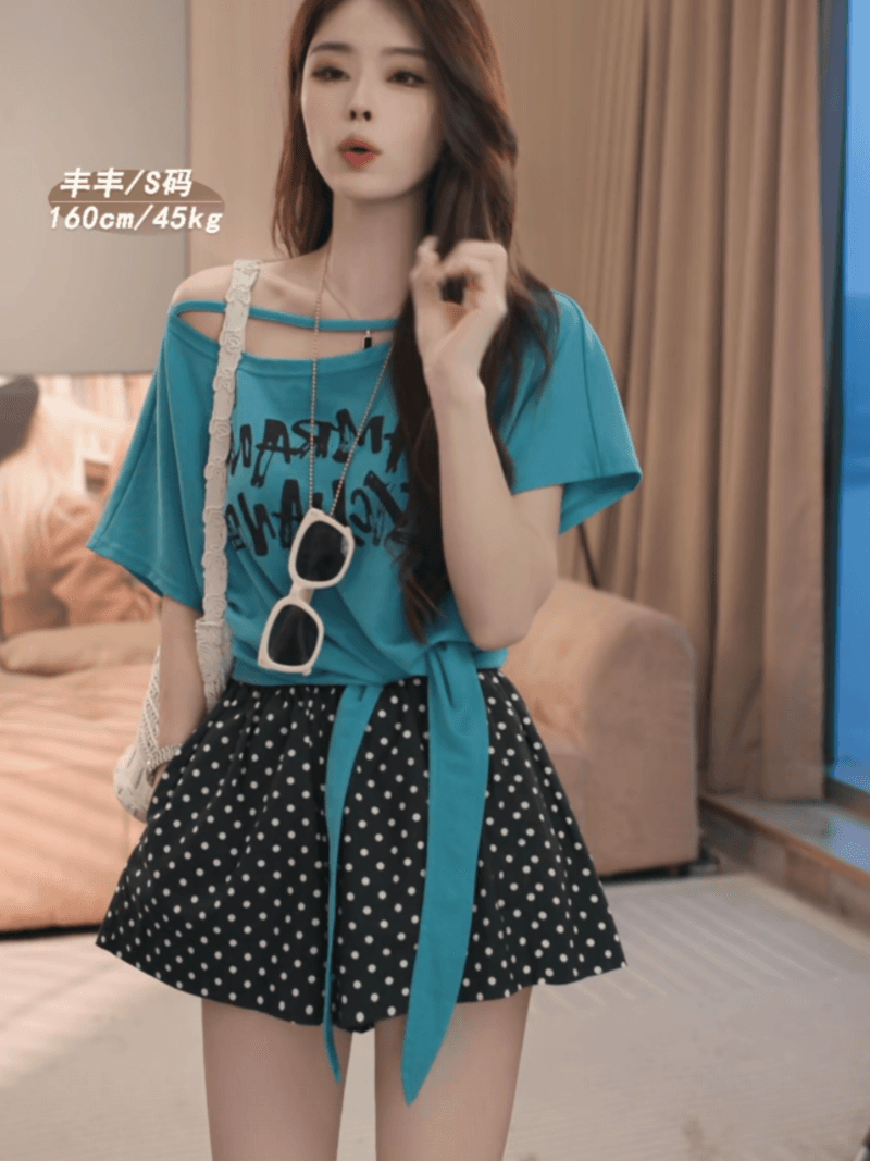여름 새로운 순수한 욕망 바람 비스듬한 오프숄더 알파벳 프린트 다용도 슬림해 보이는 반팔 티셔츠 세트 이미지 4