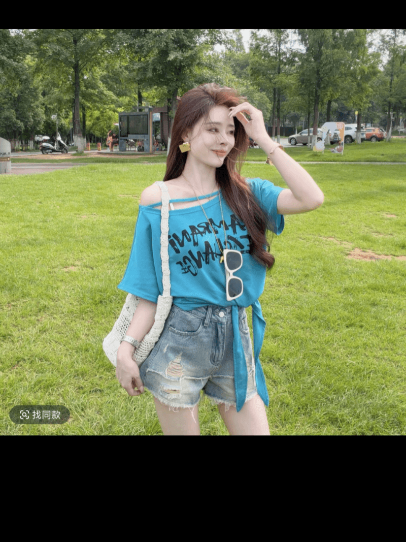 여름 새로운 순수한 욕망 바람 비스듬한 오프숄더 알파벳 프린트 다용도 슬림해 보이는 반팔 티셔츠 세트 이미지 2
