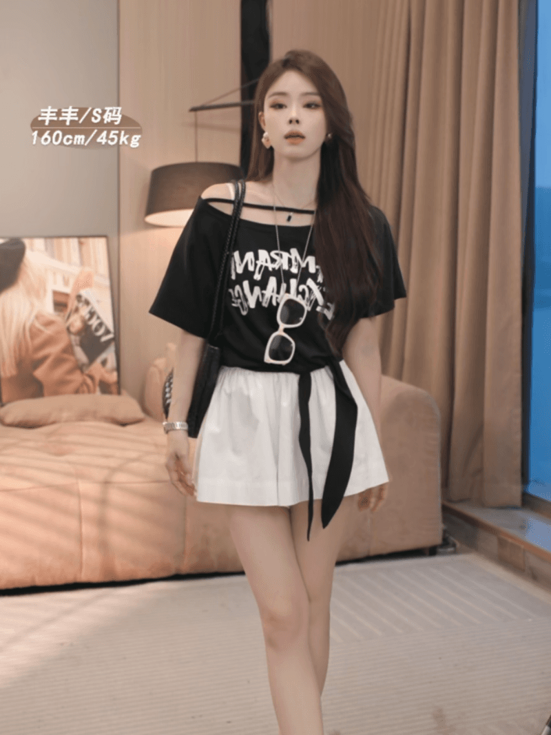 여름 새로운 순수한 욕망 바람 비스듬한 오프숄더 알파벳 프린트 다용도 슬림해 보이는 반팔 티셔츠 세트 상세 이미지 2