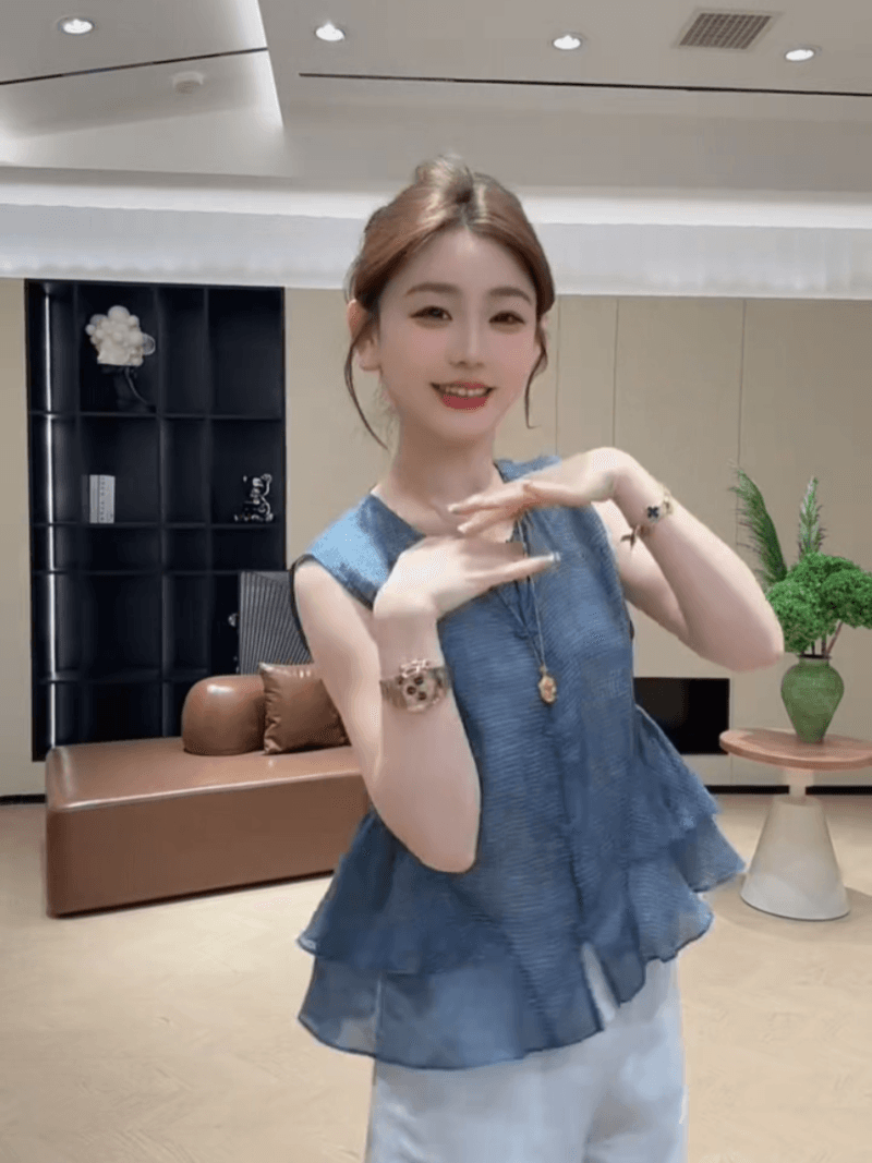 콩 추천 여름 이중층 밑단 연령 감소 꽃무늬 민소매 작은 셔츠 레트로 디자인 센스 맨위 세트 이미지 5