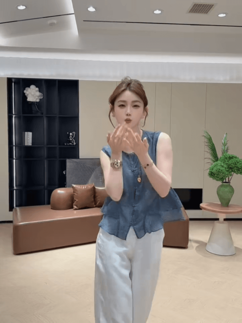 콩 추천 여름 이중층 밑단 연령 감소 꽃무늬 민소매 작은 셔츠 레트로 디자인 센스 맨위 세트 상세 이미지 10