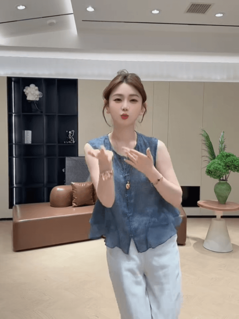 콩 추천 여름 이중층 밑단 연령 감소 꽃무늬 민소매 작은 셔츠 레트로 디자인 센스 맨위 세트 상세 이미지 14