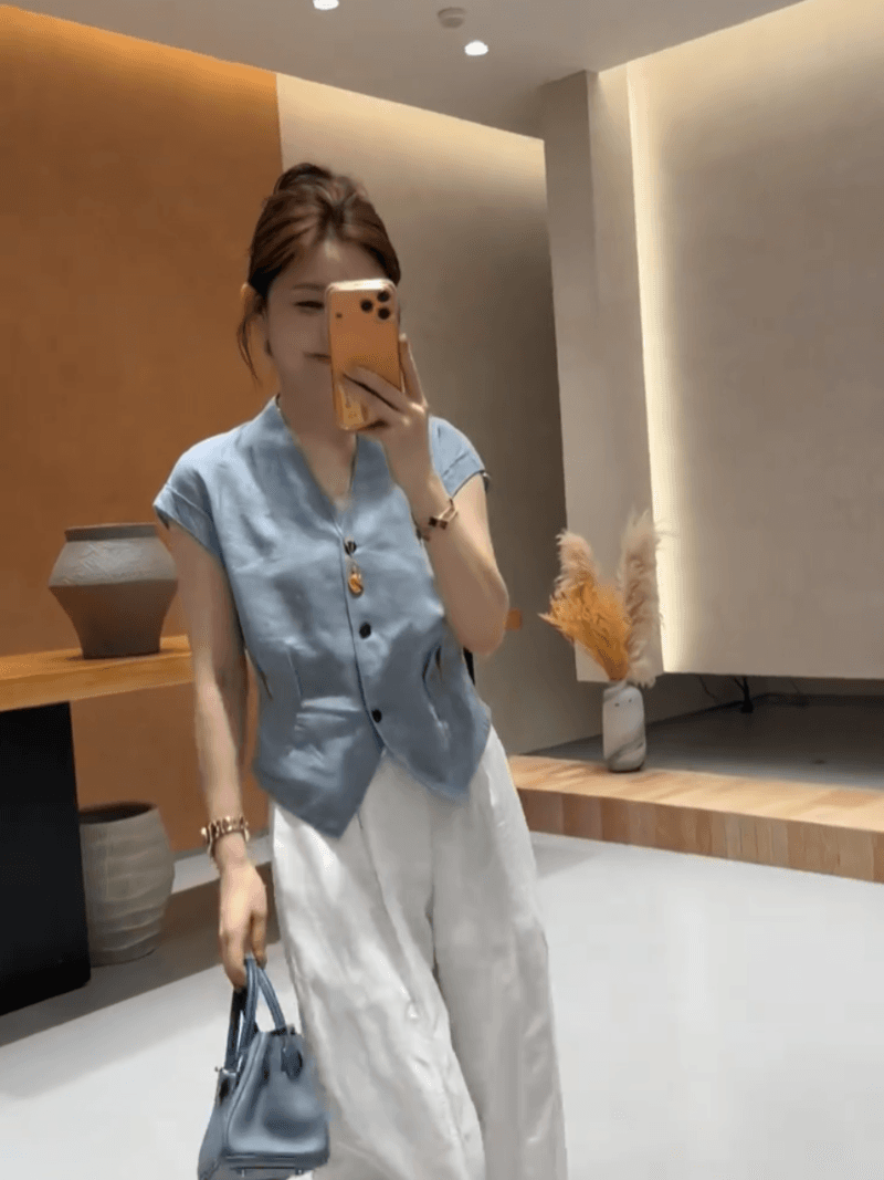 여름 싱글 줄 버튼 주름 허리 수축 품격 V넥 작은 셔츠 민소매 프랑스식 슬림해 보이는 맨위 세트 상세 이미지 23