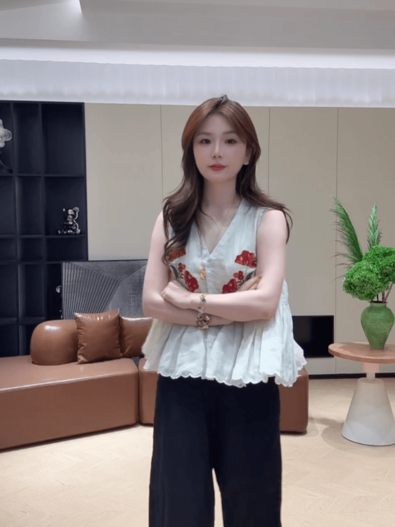 콩 추천 여름 싱글 줄 버튼 자수 자카드 주름 연령 감소 작은 셔츠 민소매 레트로 맨위 세트 이미지 5