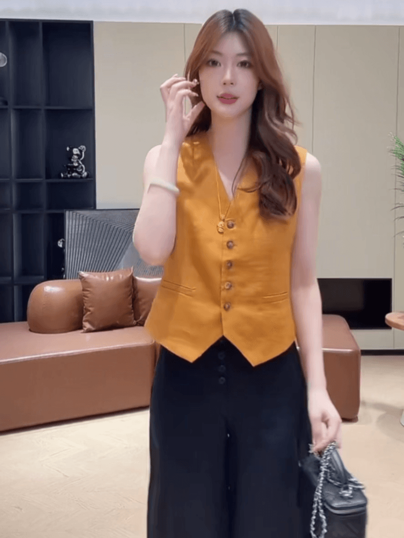 여름 품격 싱글 줄 버튼 V넥 슬림해 보이는 민소매 작은 셔츠 패션 다용도 미니멀리즘 베스트 세트 이미지 4