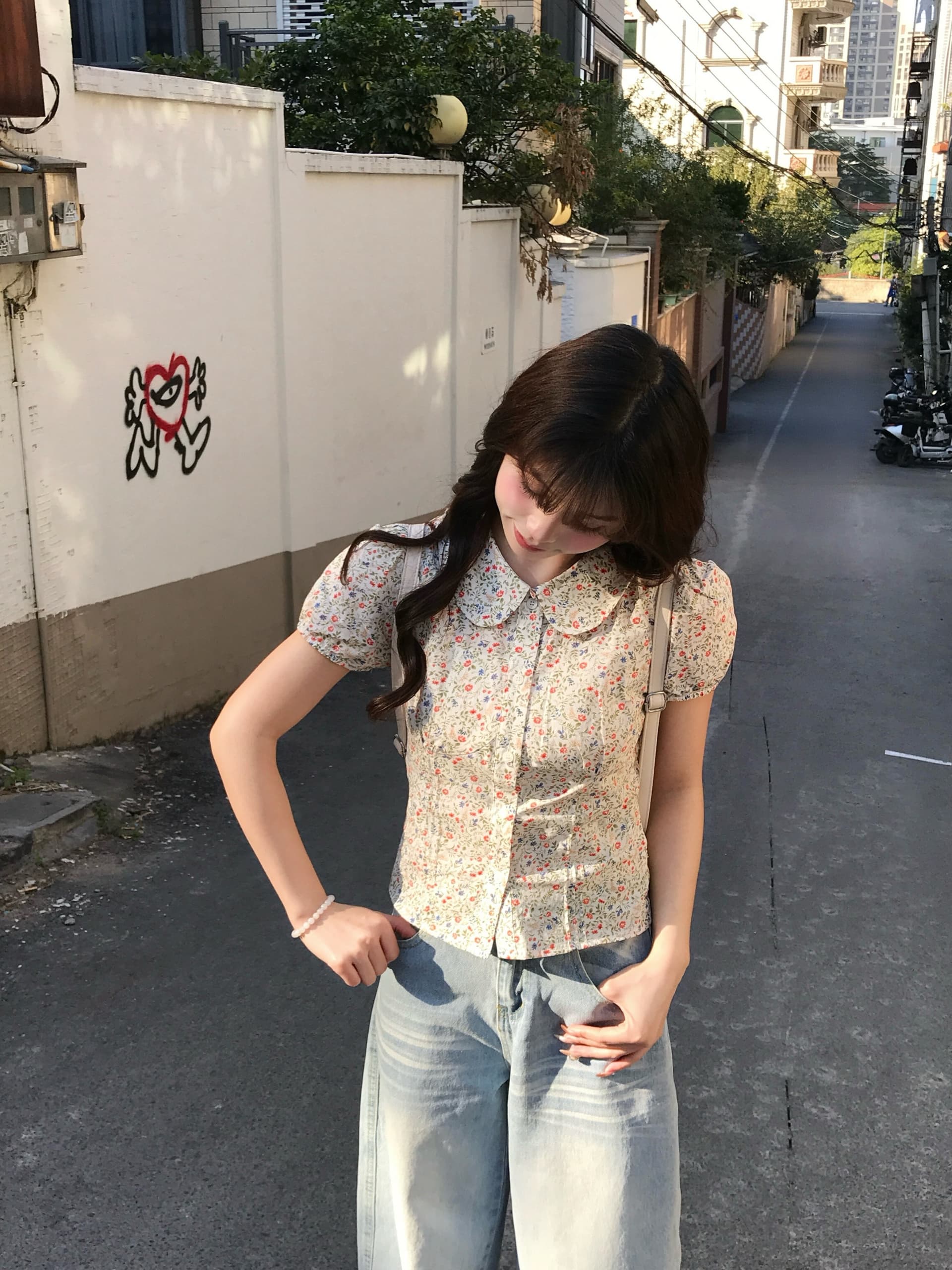 tuuuh 그림 그림책 꽃무늬 베이비 칼라 반팔 여성 셔츠 봄 여름 레트로 거품 소매 다용도 맨위 상세 이미지 2