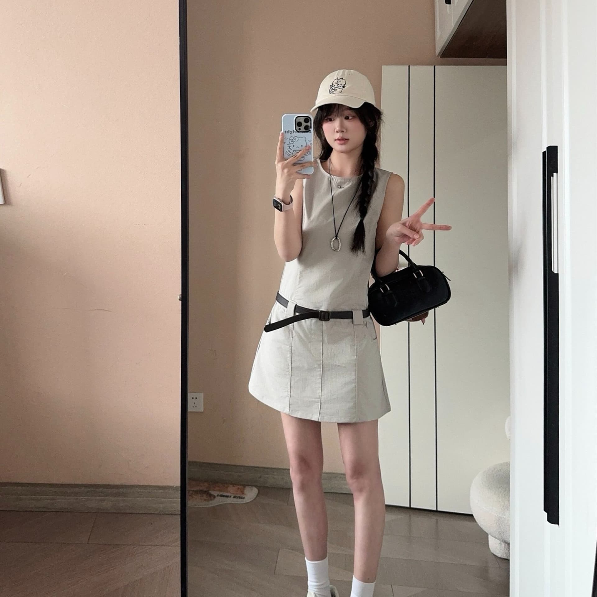 겨자 파이 vooe 단색 라운드 넥 민소매 워크웨어 여성 드레스 여름 새로운 허리 수축 슬림해 보이는 짧은 치마 이미지 2