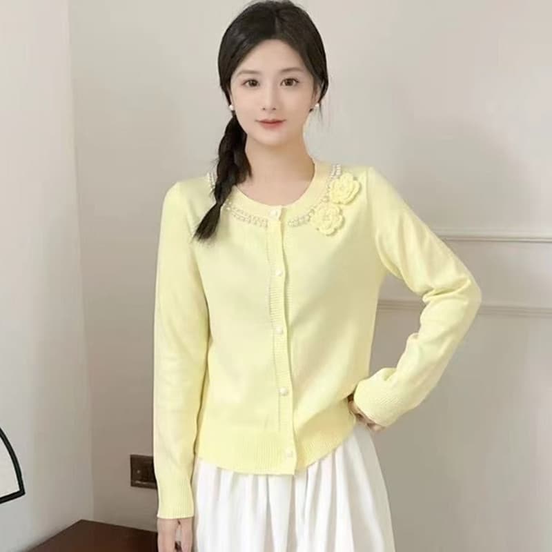 가을 겨울철 새로운 한국 스타일 패션 달콤함 못 진주 3 차원 꽃 긴팔 니트 스웨터 오픈 가디건 맨위 여성 이미지 4