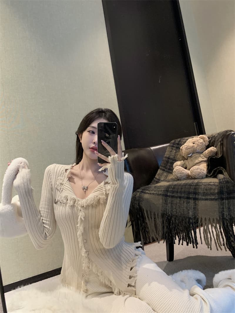 순수한 욕망 바람 디자인 센스 거친 가장자리 V넥 스웨터 몸매 가꾸기 슬림해 보이는 작은 대중 Chic 오픈 가디건 맨위 상세 이미지 15