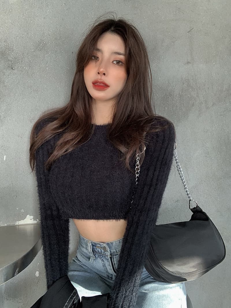 하이웨이스트 스웨터 여성 짧은 섹시함 디자인 센스 작은 대중 개인 섹시함 핫걸 이슬 뼈의 만나는 니트 맨위 봄 가을 상세 이미지 17