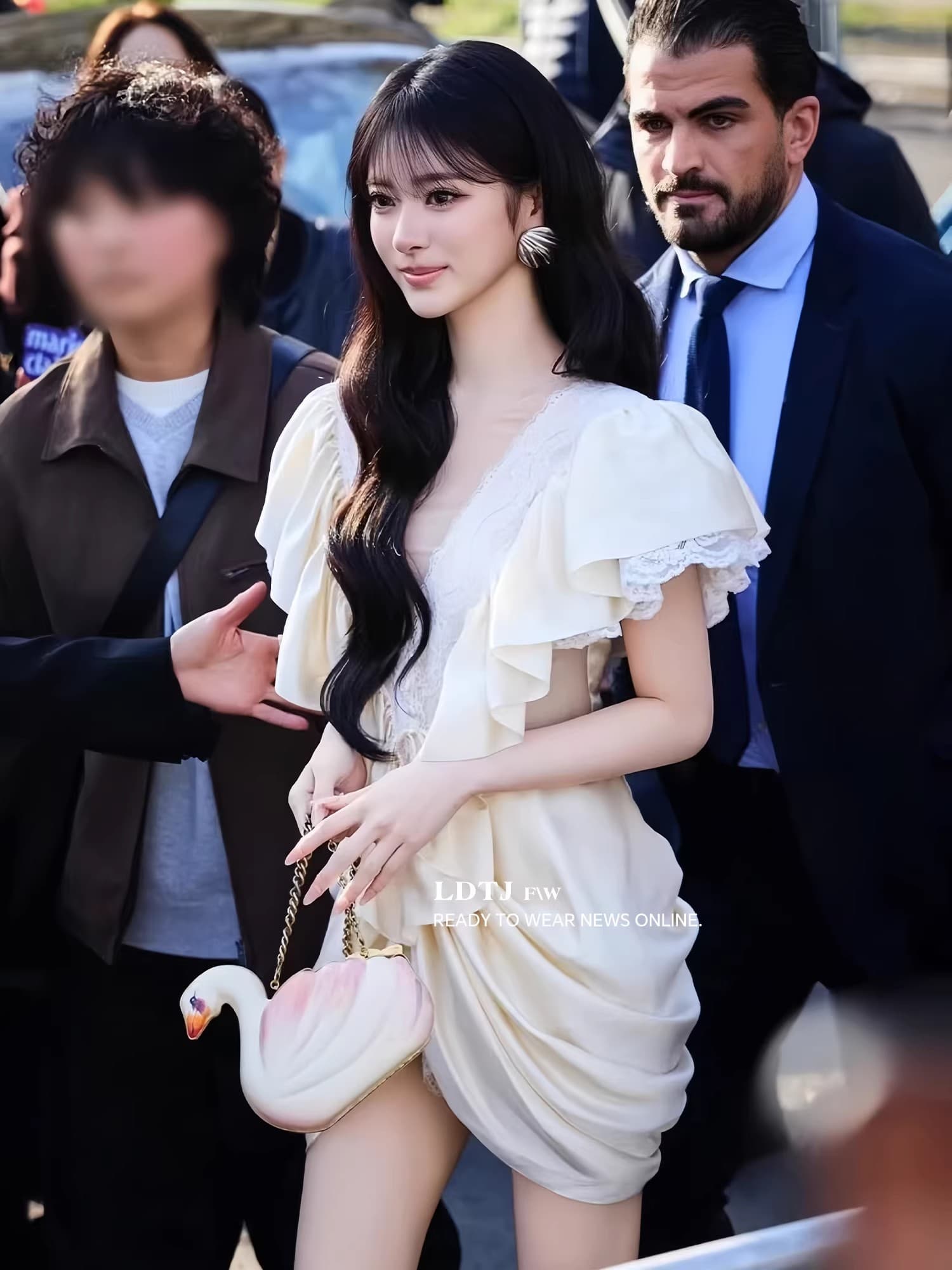 안나 같은 단락 생일 작은 행사 치마 고급 센스 장쑤 저장 및 상하이 천 골드 착용 가져 가라. 프랑스식 V넥 예복 주름 프릴 상세 이미지 13