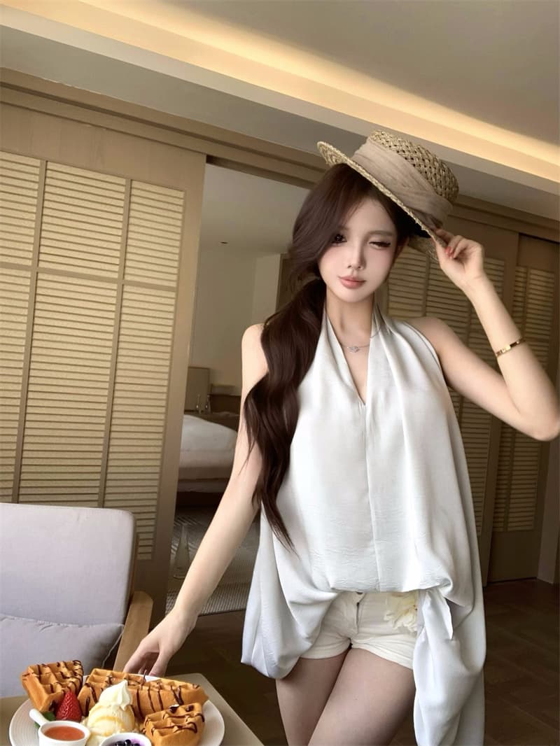 실사 정가 조용한 럭셔리 비싼 여성 감기 비싼 센스 V넥 행침 목 백리스 새틴 셔츠 슬림해 보이는 세련된 맨위