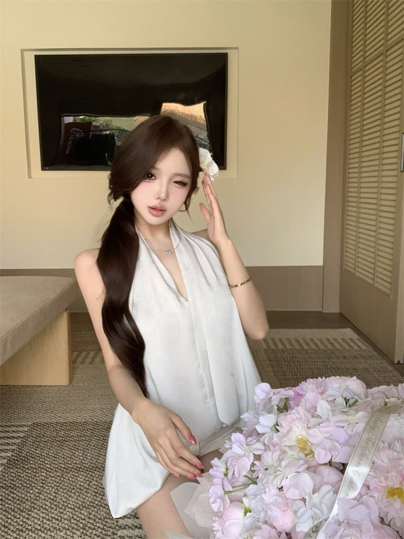실사 정가 조용한 럭셔리 비싼 여성 감기 비싼 센스 V넥 행침 목 백리스 새틴 셔츠 슬림해 보이는 세련된 맨위 상세 이미지 14