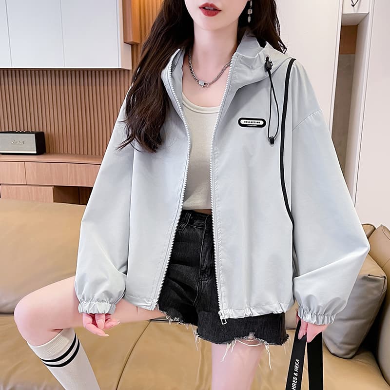 실사 가을 의상 후드 재킷 2025 새로운 외국 가스 초기 고등학생 여성 자켓 다용도 패션 재킷