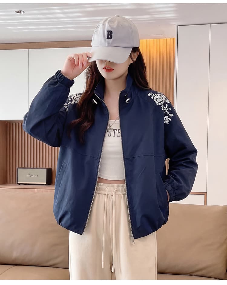 실사 2026 가을 한 부서 스탠드 칼라 자수 여성 코트 트렌드 미니멀리즘 루즈핏 슬림해 보이는 다용도 맨위 상세 이미지 11