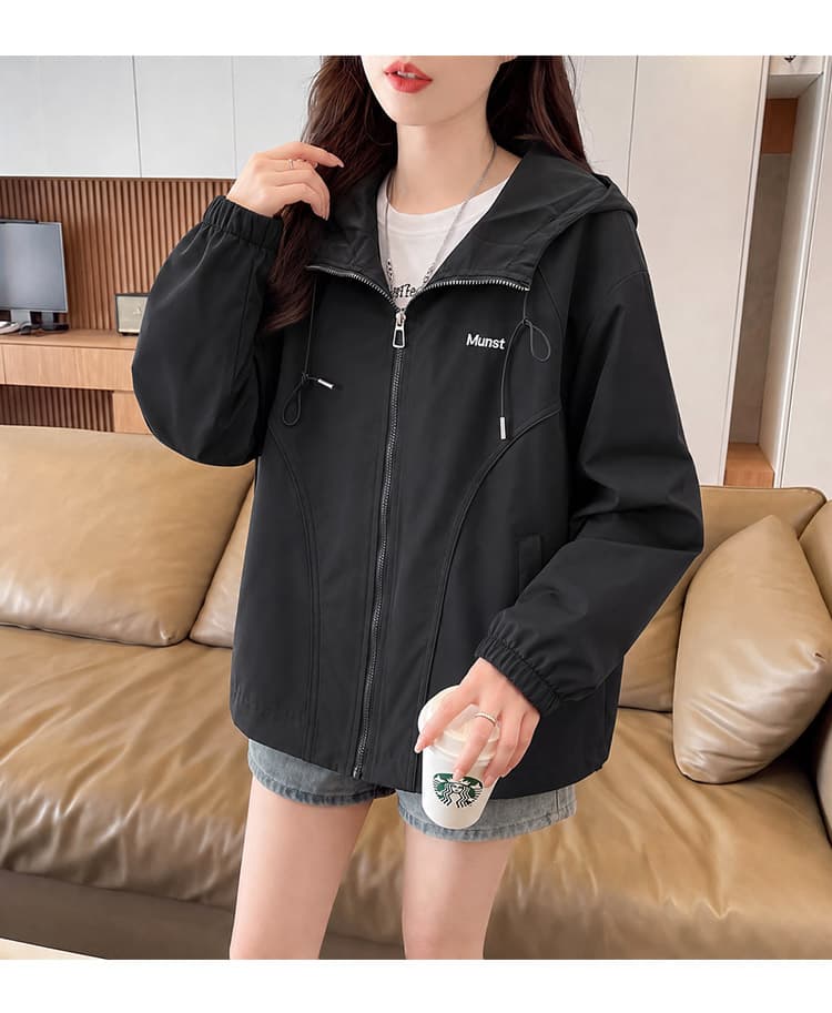 실사 후드 펌프 로프 지퍼 루즈핏 캐주얼 다용도 재킷 가을 어깨 소매 작은 알파벳 프린트 슬림해 보이는 품격 스타일 상세 이미지 21