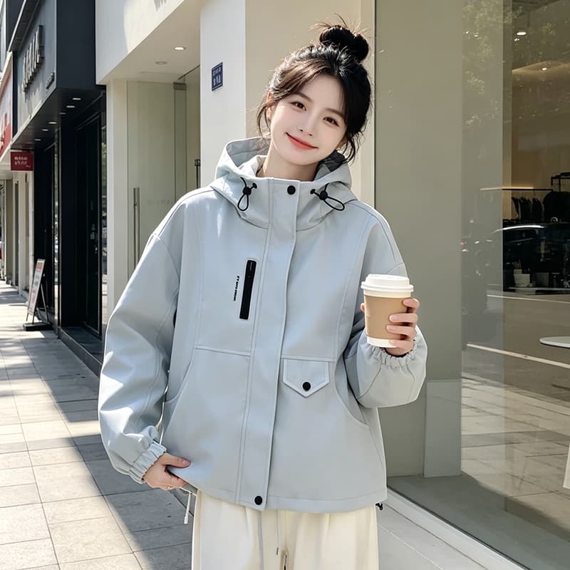 실사 후드 펌프 로프 배색 지퍼 열기 루즈핏 가을 어깨 소매 밴딩 커프스 스냅 단추 플립 커버 밑단 펌프 로프 섹션 이미지 3