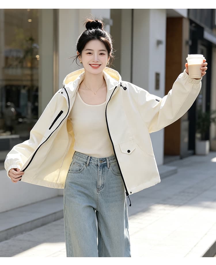 실사 후드 펌프 로프 배색 지퍼 열기 루즈핏 가을 어깨 소매 밴딩 커프스 스냅 단추 플립 커버 밑단 펌프 로프 섹션 상세 이미지 15