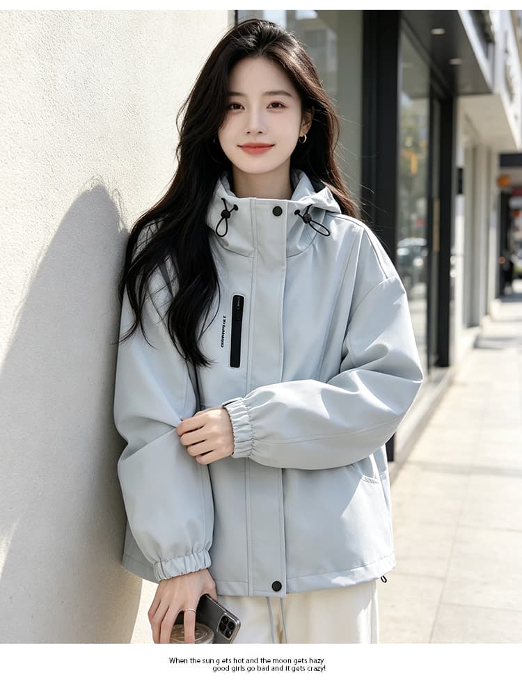 실사 후드 펌프 로프 배색 지퍼 열기 루즈핏 가을 어깨 소매 밴딩 커프스 스냅 단추 플립 커버 밑단 펌프 로프 섹션 상세 이미지 25
