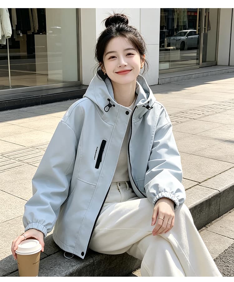 실사 후드 펌프 로프 배색 지퍼 열기 루즈핏 가을 어깨 소매 밴딩 커프스 스냅 단추 플립 커버 밑단 펌프 로프 섹션 상세 이미지 29