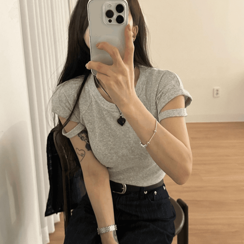 재고 있음 korea 달콤한 차가운 바람 팔 홀로우 아웃 몸매 가꾸기 슬림해 보이는 다용도 기초 작은 대중 핫걸 다용도 반팔 티셔츠