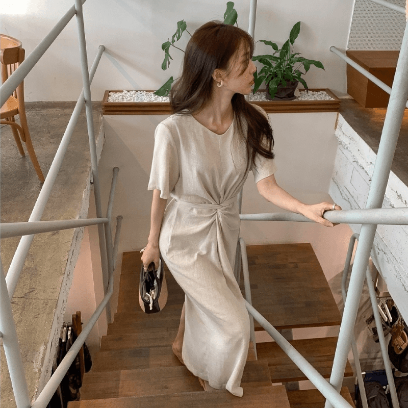 재고 있음 korea 디자인 섹션 레트로 품격 비틀림 x 종류 십자가 스트랩 슬림해 보이는 단색 반팔 드레스 이미지 5