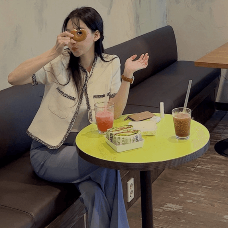 재고 있음 cherry 한 부서 품격 배색 테두리 장식 트위드 출퇴근 작은 샤넬 스타일 외부 가져 가라. 작은 열림 셔츠 반팔 재킷 이미지 3