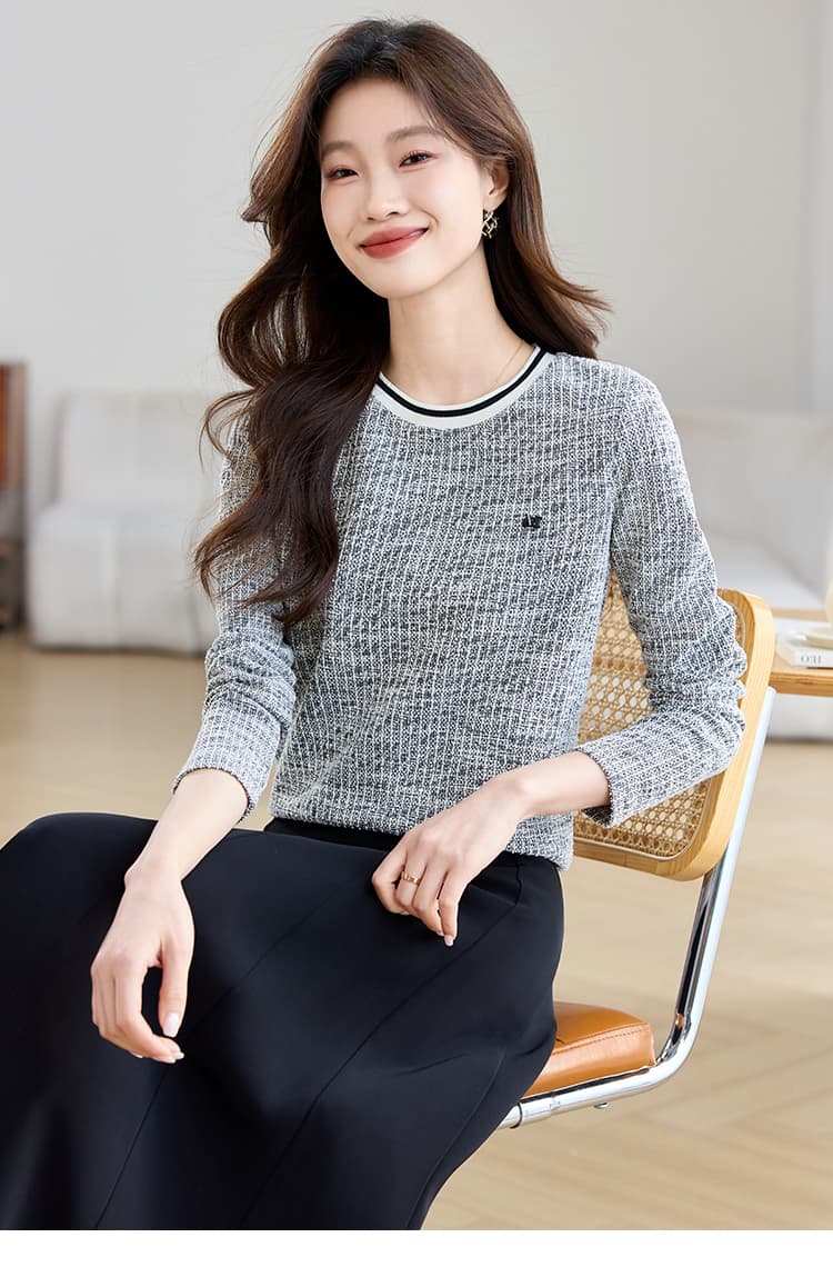 실사 라운드 넥 작은 샤넬 스타일 긴팔 T 여성 2026 년 가을 캐주얼 다용도 슬림해 보이는 긴팔 여성 t 상세 이미지 11