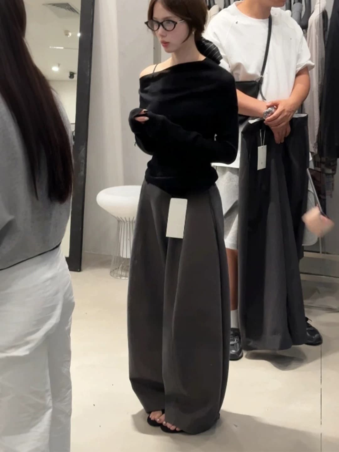 품격 전체 집합 ootd 착용 가져 가라. 2025 새로운 이른 가을 한 부서 보트넥 긴팔 맨위 낫 바지 투피스 세트 이미지 4