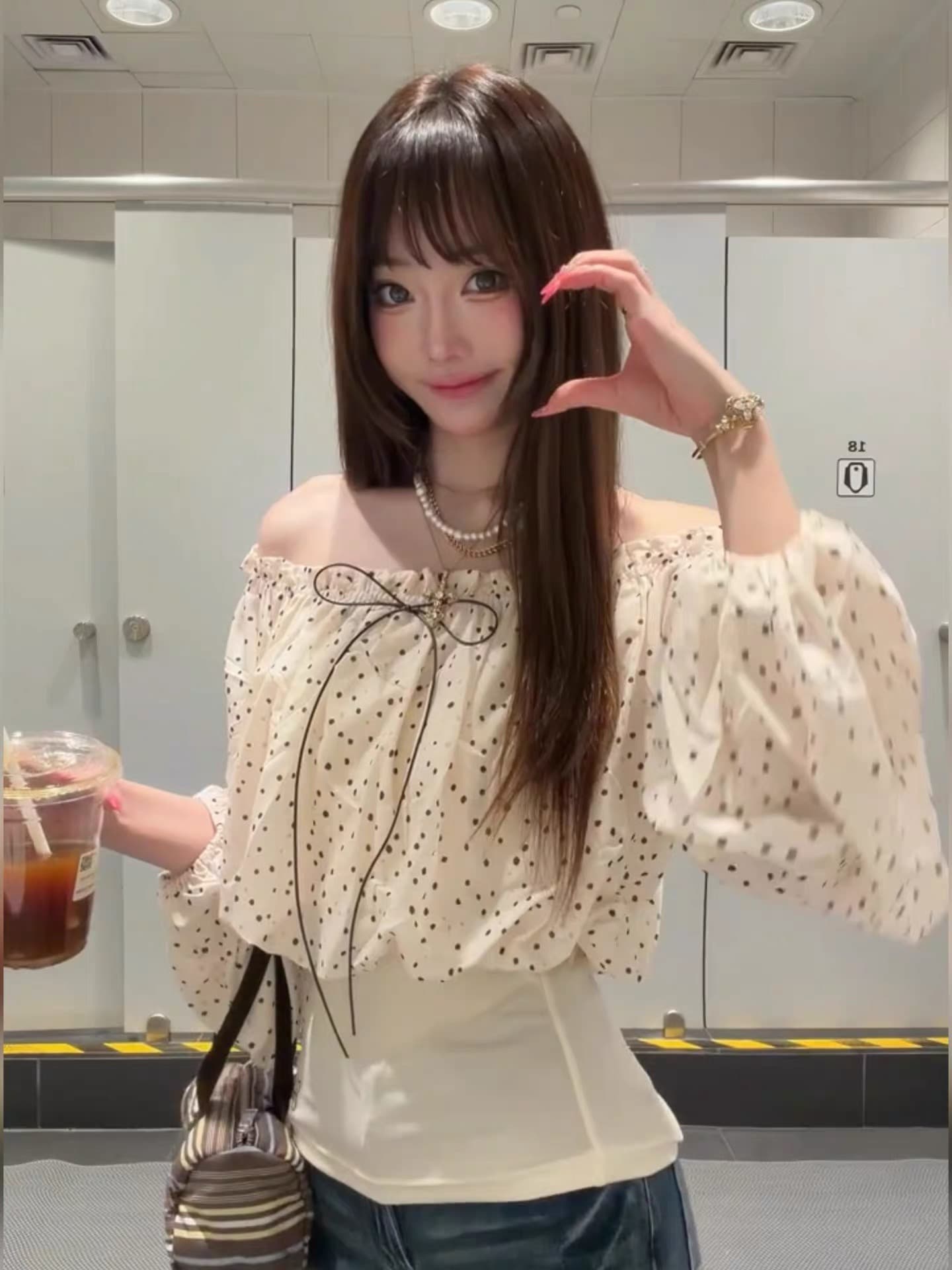 프랑스식 오프숄더 도트 무늬 쉬폰 여성 셔츠 여름 자이언트 잘 생긴 순수한 욕망 아름다운 품격 허리 수축 디자인 센스 맨위 상세 이미지 3