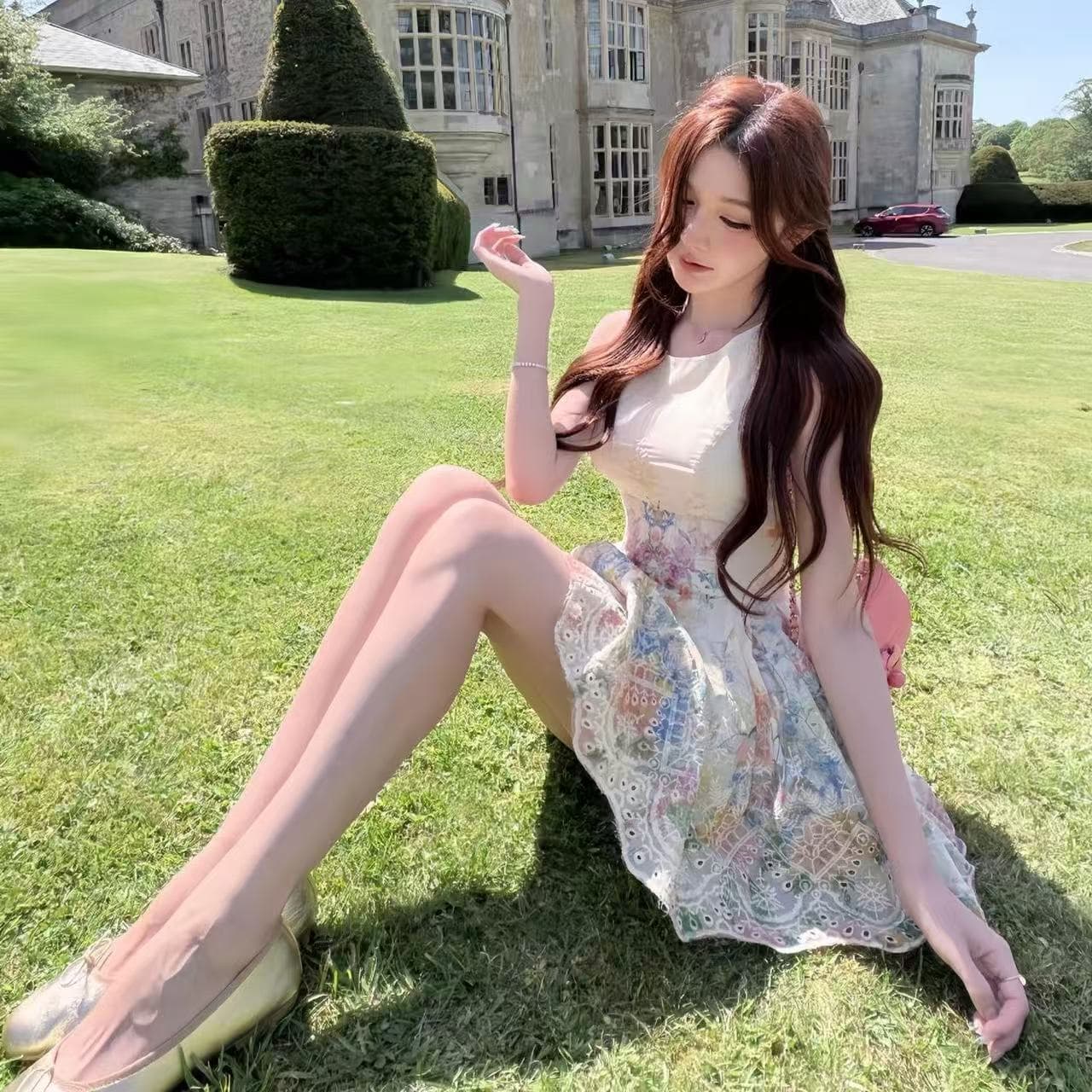 화이트 워터 여성 꽃 남자 소녀 라운드 넥 자수 조끼 여성 드레스 여름 프랑스식 고급 디자인 센스 큰 진자 미니 스커트