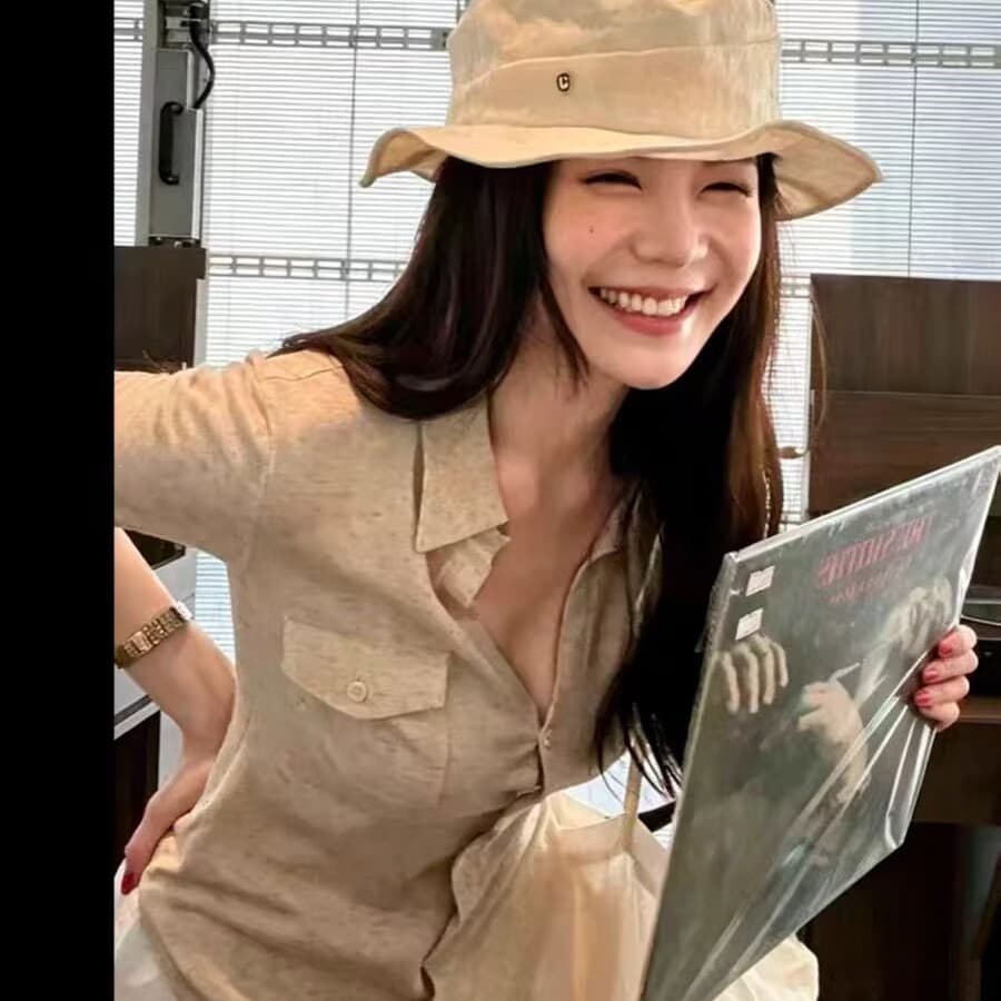 레트로 중간 소매 봄 Z아 어깨 슬림해 보이는 핫걸 바람 여성 셔츠 품격 고급 센스 맨위 이미지 5