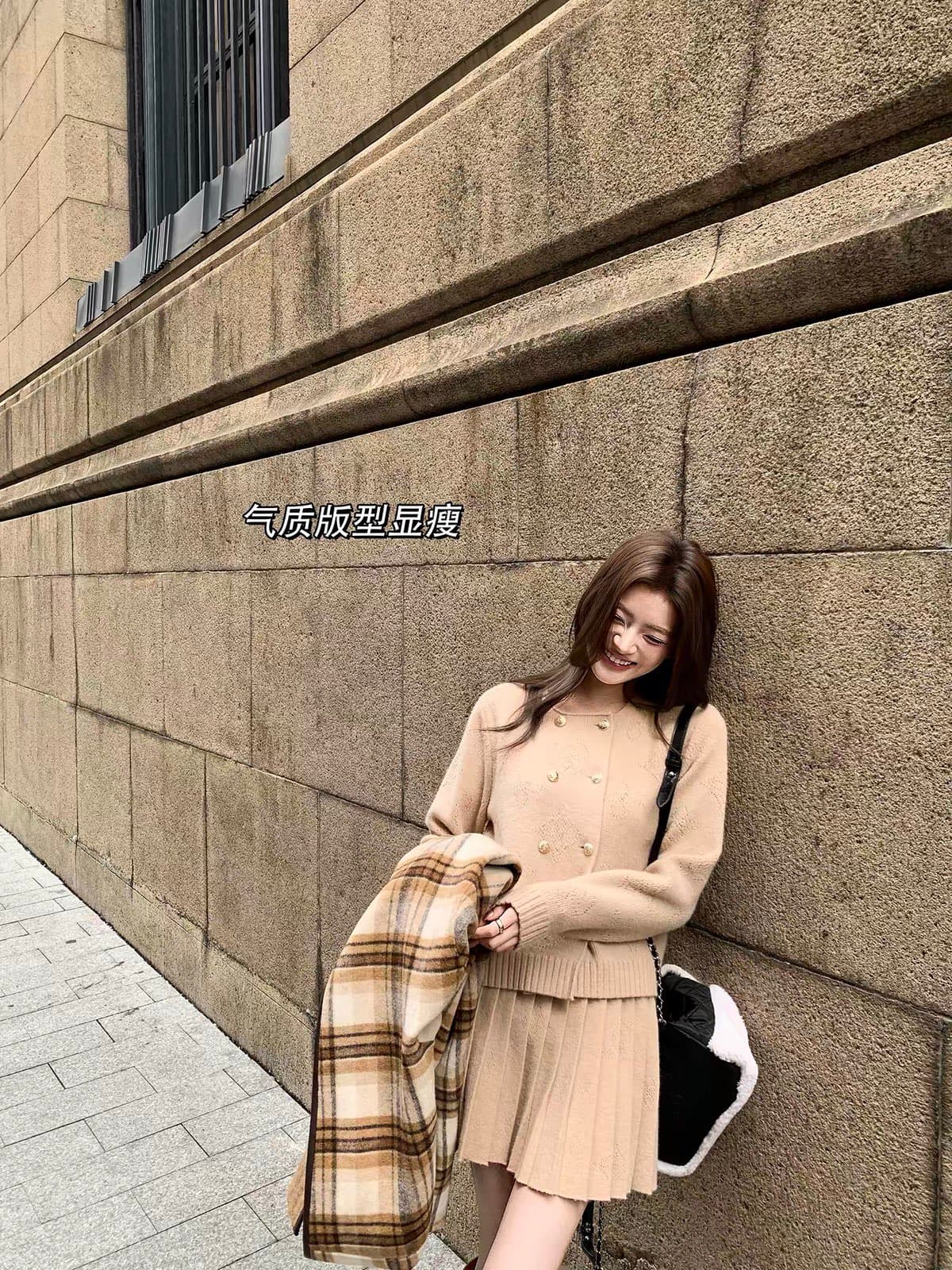 지구 가게 홀로우 아웃 자카드 이중 버튼 니트 스웨터 세트 여성 두꺼운 오픈 가디건 스웨터 플리츠 반신 스커트 투피스 세트 상세 이미지 4