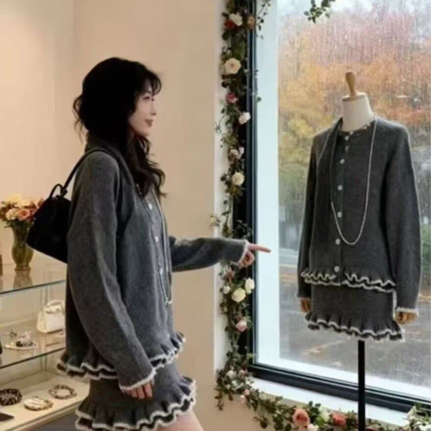 한 부서 작은 샤넬 스타일 세트 여성 가을 겨울 2025 새로운 프릴 라운드 넥 니트 오픈 가디건 경기 반신 스커트 투피스 세트 상세 이미지 5