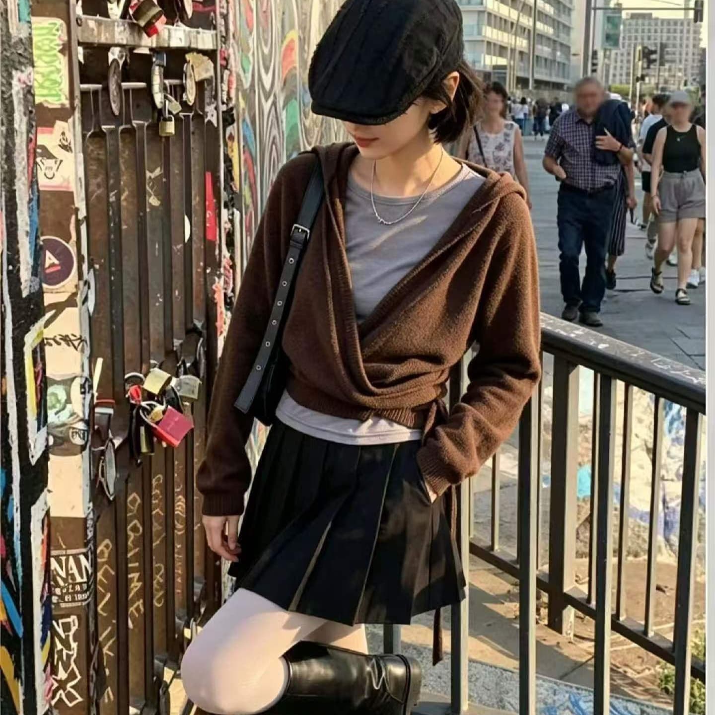 한국 insv 칼라 후드 작은 대중 여성 가을 새로운 허리 수축 디자인 센스 불규칙 핫걸 맨위 트렌디