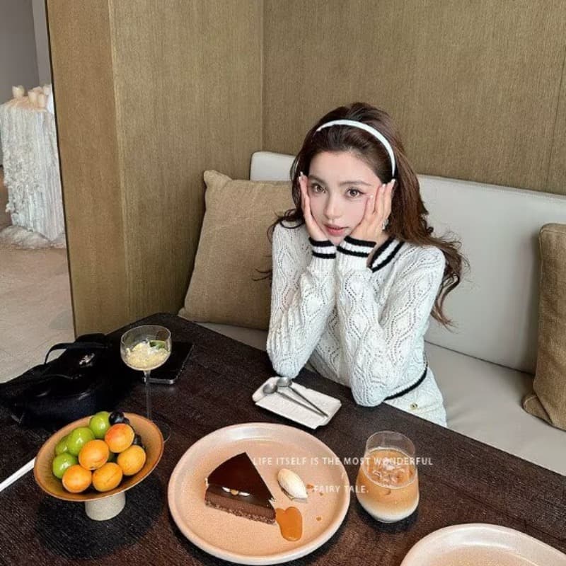 파리 우는 소리 천 골드 서클 실 좋은 에 Jiao 예쁜 샤오시엔 세트 여성 이른 가을 화이트 오픈 가디건 쇼트 스타일 투피스 세트 이미지 5