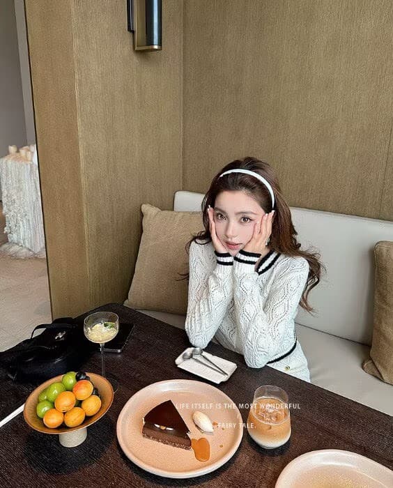 파리 우는 소리 천 골드 서클 실 좋은 에 Jiao 예쁜 샤오시엔 세트 여성 이른 가을 화이트 오픈 가디건 쇼트 스타일 투피스 세트 상세 이미지 3