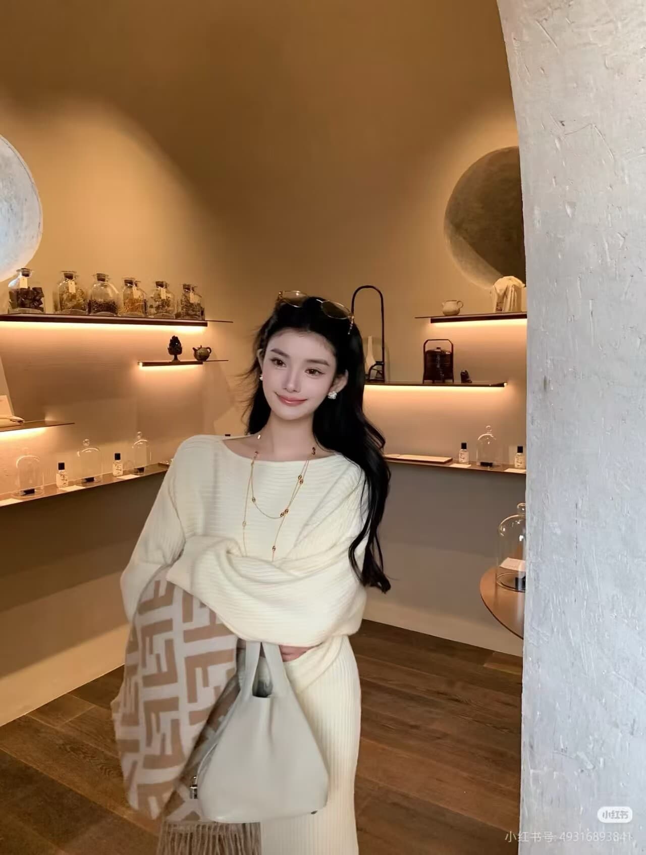 양모 부드러운 찹쌀 고급 질감 하나 슬라이스 불규칙 슈퍼 발 재료 맨위 반 스커트 세트 상세 이미지 2