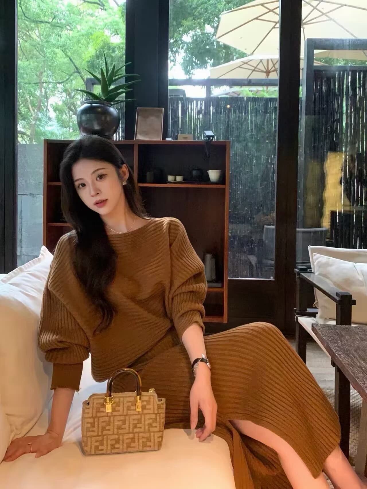 양모 부드러운 찹쌀 고급 질감 하나 슬라이스 불규칙 슈퍼 발 재료 맨위 반 스커트 세트 상세 이미지 4