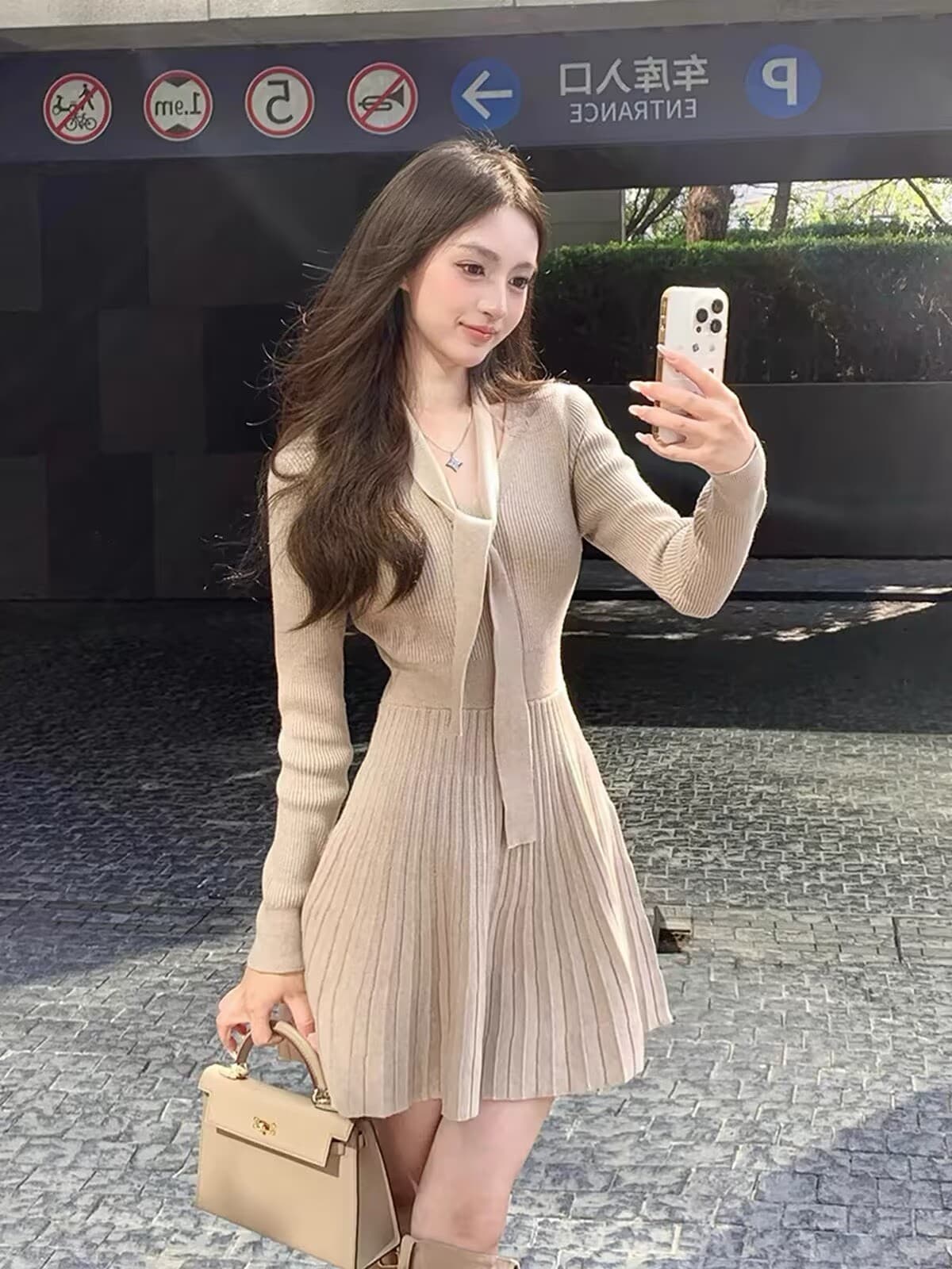 부드러운 바람 레이스업 V넥 니트 여성 드레스 가을 겨울 새로운 품격 몸매 가꾸기 슬림해 보이는 타이트 스커트 인사이드 가져 가라. 짧은 치마 상세 이미지 5
