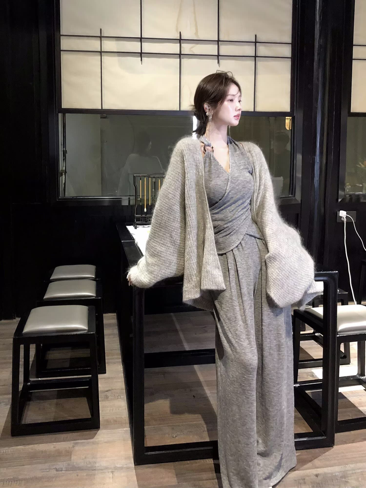 하나부터 순간 사파이어 케이스 비대칭 행침 목 맨위 캐주얼 와이드 레그 팬츠 외부 가져 가라. 니트 오픈 가디건 3종 세트 상세 이미지 4
