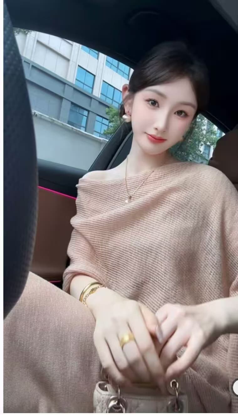 있음 선적 2026 가을 새로운 부드러운 바람 디자인 센스 드레스 이미지 3