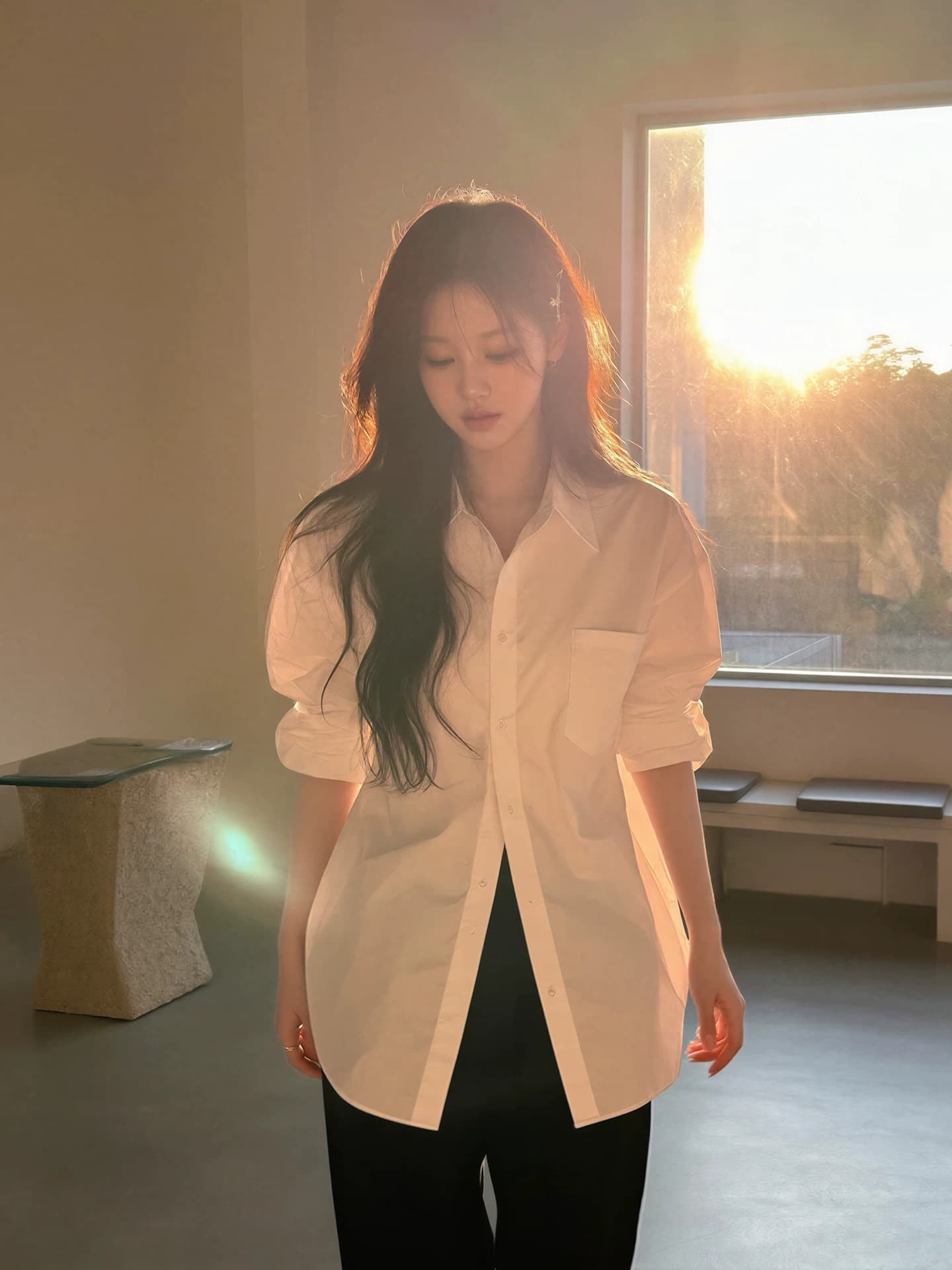 화이트 여성 셔츠 2026 봄 여름 새로운 맨위 디자인 센스 작은 대중 빛 럭셔리 고급 센스 루즈핏 느긋한 바람 셔츠 상세 이미지 6