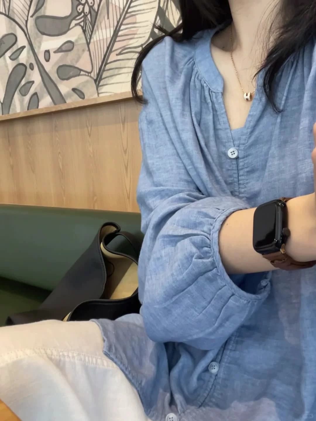 문예 부드러운 느슨함 센스 V넥 벌룬 소매 여성 셔츠 봄 출퇴근 다용도 루즈핏 캐주얼 느긋한 바람 맨위 상세 이미지 4