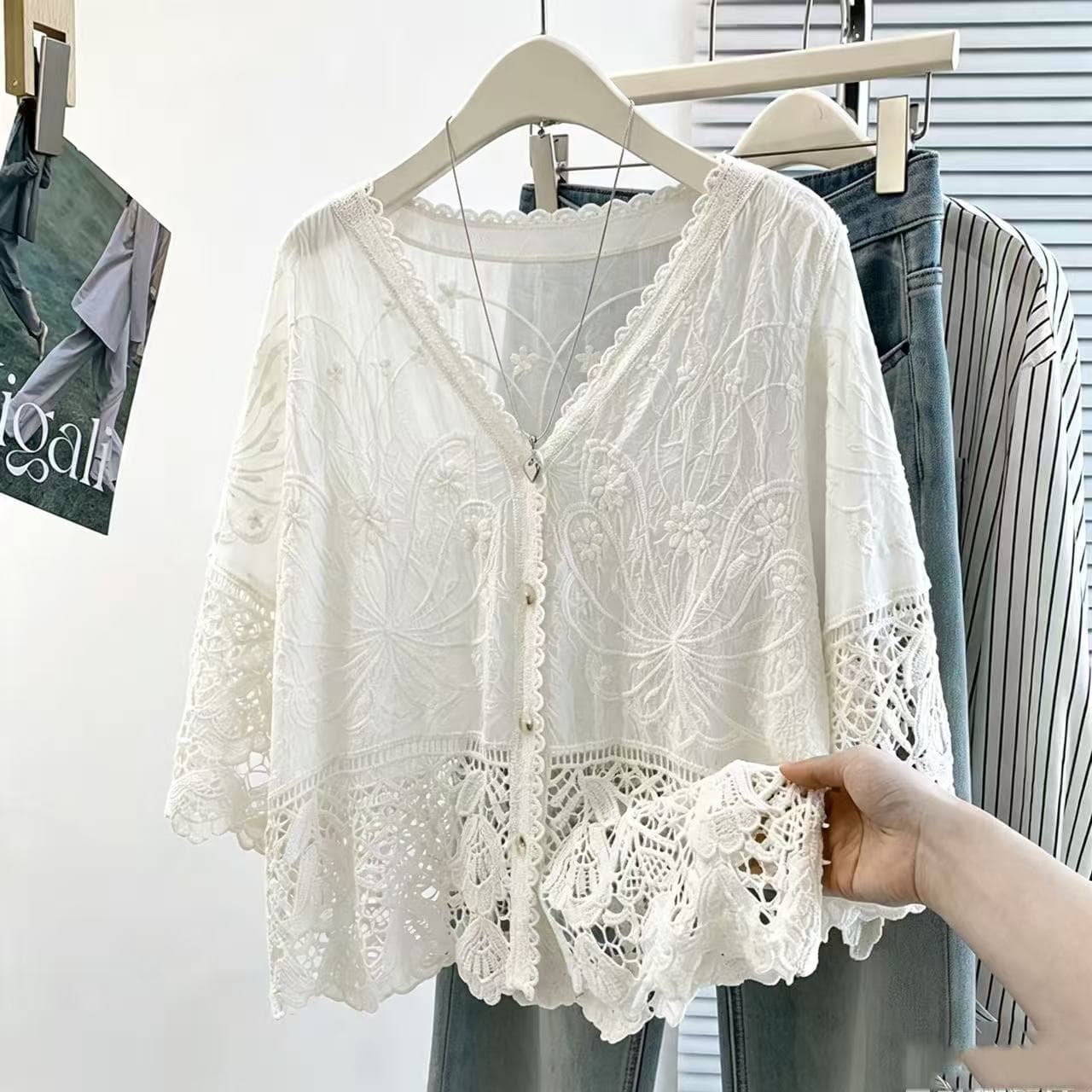 실사 보헤미안 바람 홀로우 아웃 V넥 자외선 차단 레이스 오픈 가디건 여성 여름 외부 가져 가라. 반팔 블라우스 맨위 재킷 상세 이미지 6