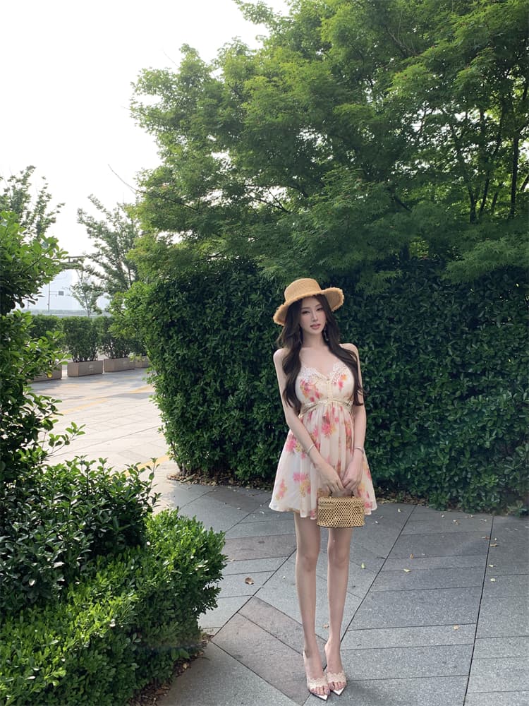 정가 실사 슬립 레이스 조각 하이웨이스트 슬림해 보이는 백리스 휴가 드레스 상세 이미지 10