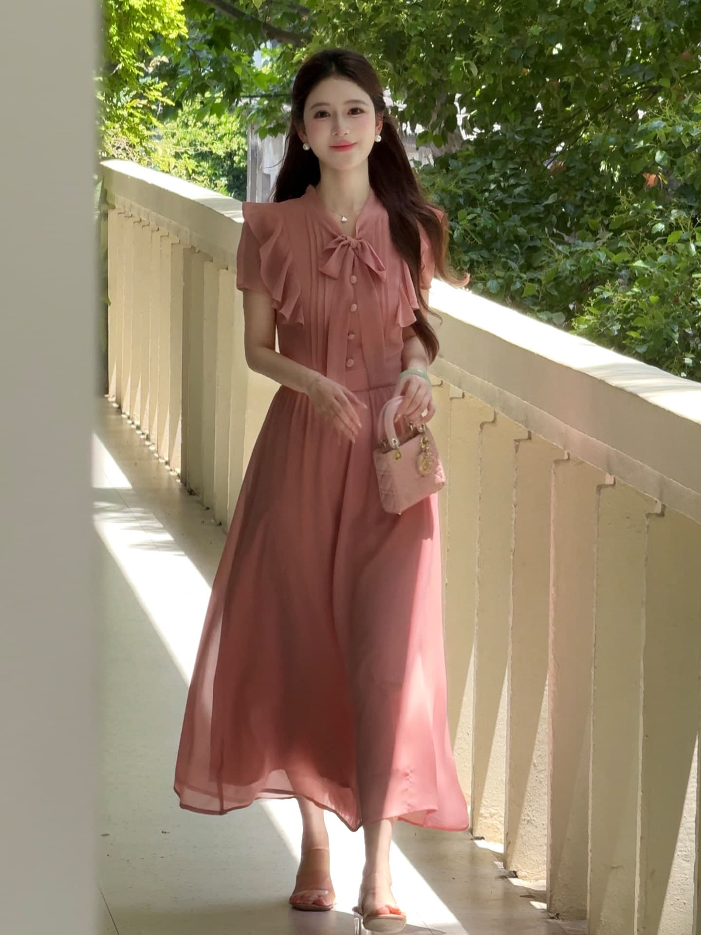 lili 리 리 가족 분말 안개 연애 편지 한 부서 부드러운 바람 레이스업 프릴 허리 수축 드레스 상세 이미지 16