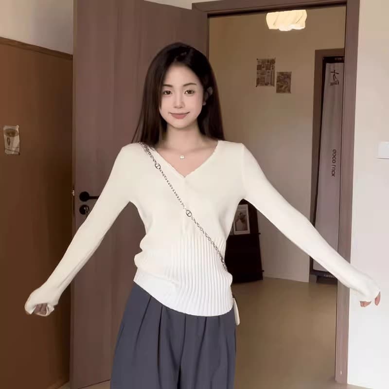 2026 한 부서 회색 V넥 니트 기본 셔츠 여성 인사이드 가져 가라. 가을 겨울 새로운 플러스 두껍고 부드러운 찹쌀 허리 수축 슬림해 보이는 긴팔 상세 이미지 2