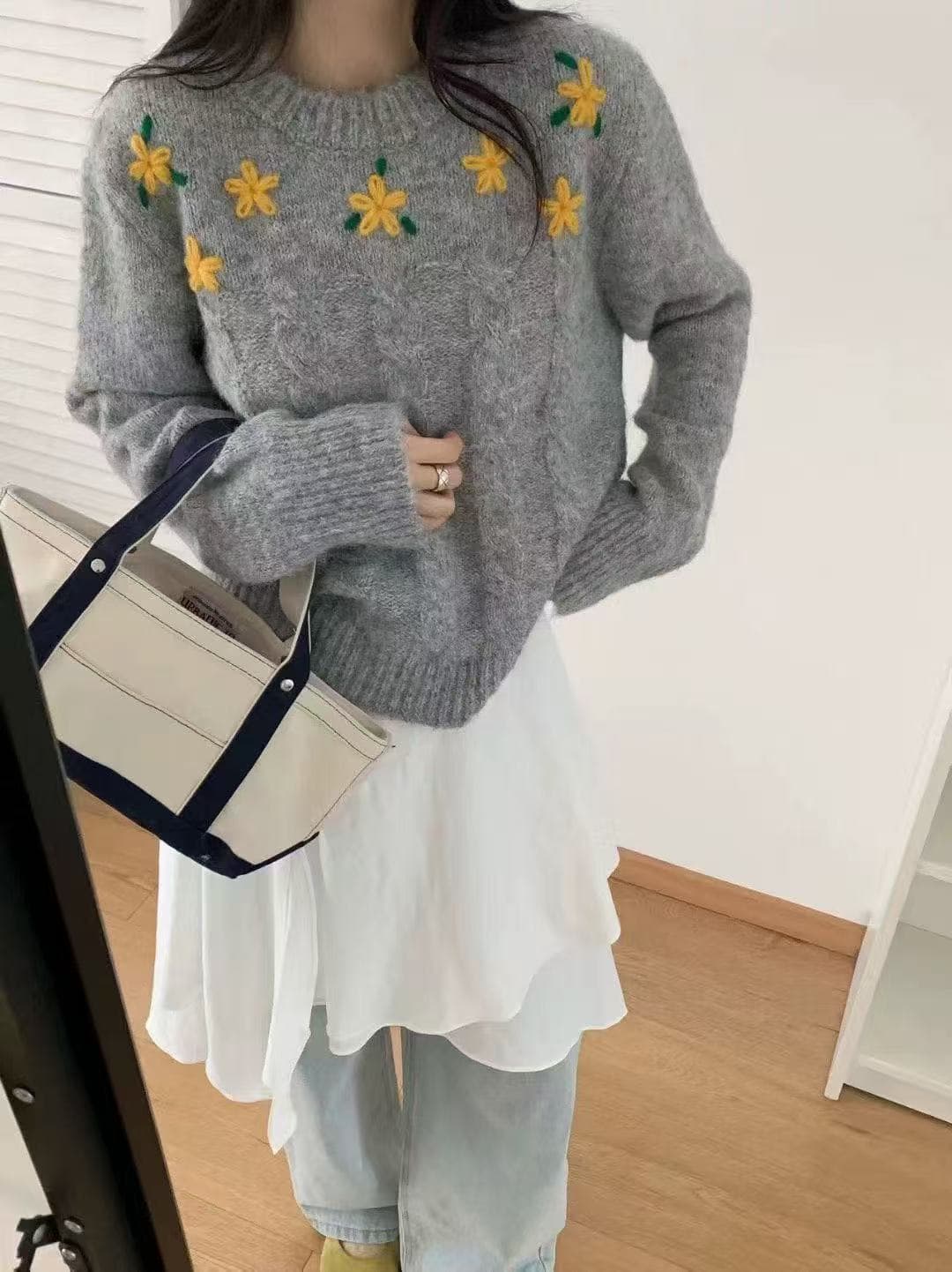 한 부서 레트로 라운드 넥 부드러운 찹쌀 풀오버 니트 스웨터 루즈핏 미니멀리즘 가시 자수 디자인 패션 맨위 여성 코트 상세 이미지 3