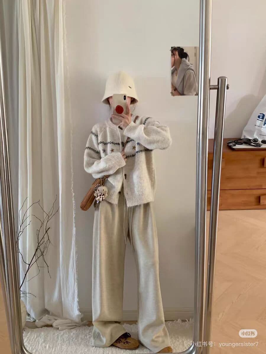한 부서 살구 색상 부드러운 찹쌀 라운드 넥 소뿔 버클 스웨터 오픈 가디건 여성 가을 겨울 부드러운 루즈핏 느긋한 자수 니트 재킷 이미지 4